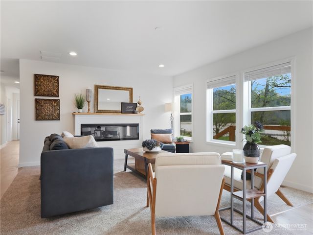 723 Broadway Avenue, Hoquiam, WA 98550