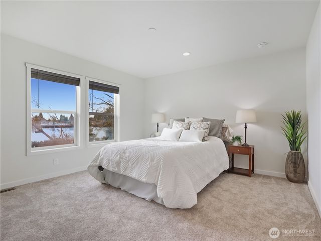 723 Broadway Avenue, Hoquiam, WA 98550