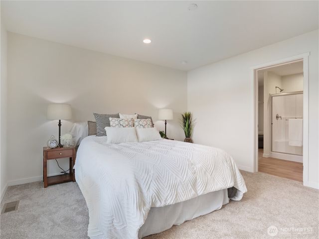 723 Broadway Avenue, Hoquiam, WA 98550