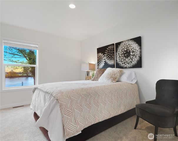 723 Broadway Avenue, Hoquiam, WA 98550