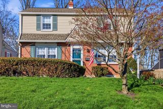 552 SCHOOL HOUSE LN, Willow Grove, PA 19090