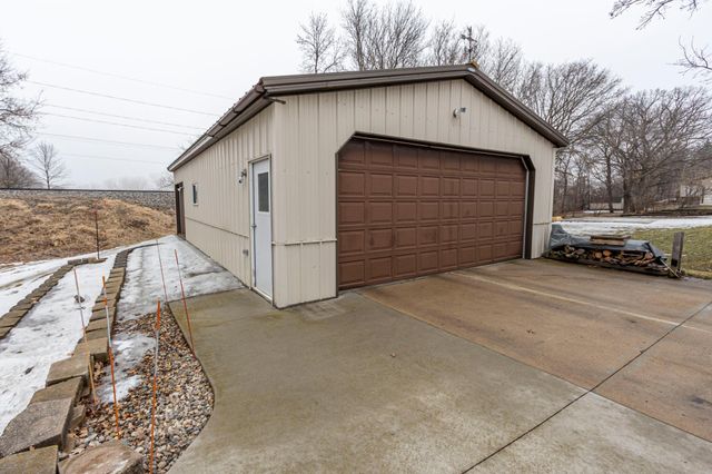 1015 Nokomis Street, Alexandria, MN 56308