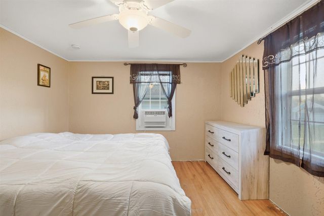 1123 Adams Avenue, Eveleth, MN 55734