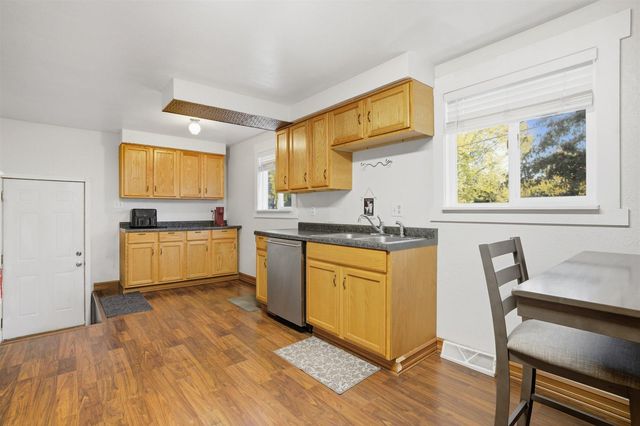 1123 Adams Avenue, Eveleth, MN 55734