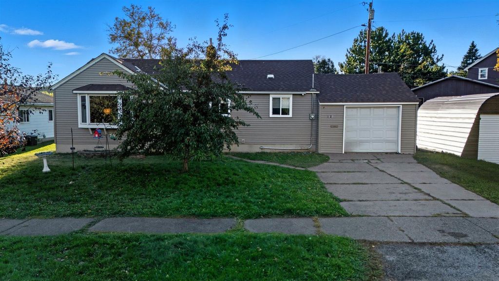 1123 Adams Avenue, Eveleth, MN 55734