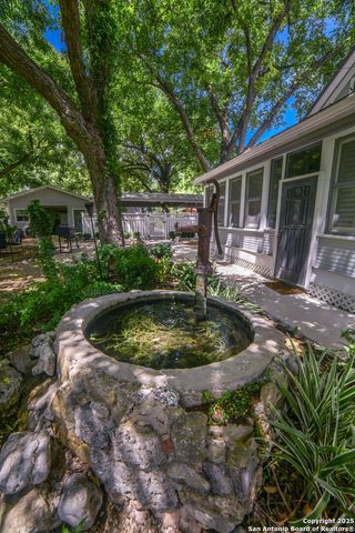 1201 10th, Hondo, TX 78861