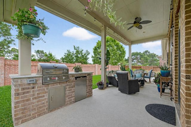 19814 Crested Peak Lane, Cypress, TX 77433