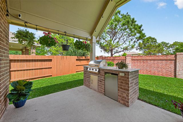 19814 Crested Peak Lane, Cypress, TX 77433