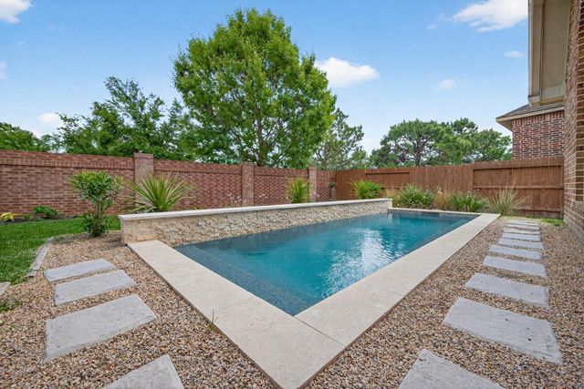 19814 Crested Peak Lane, Cypress, TX 77433