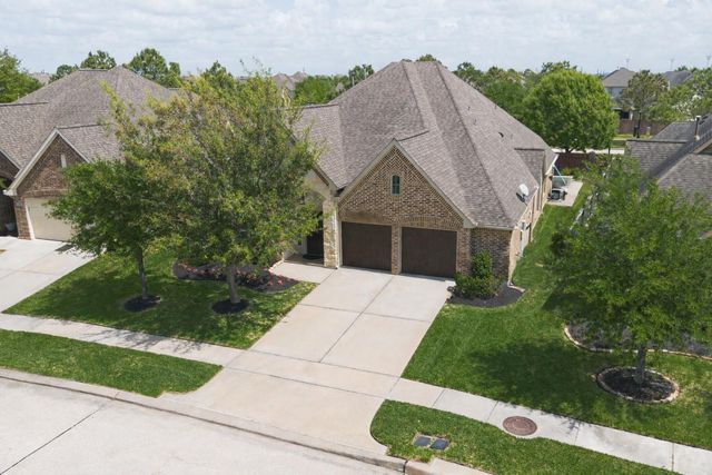 19814 Crested Peak Lane, Cypress, TX 77433