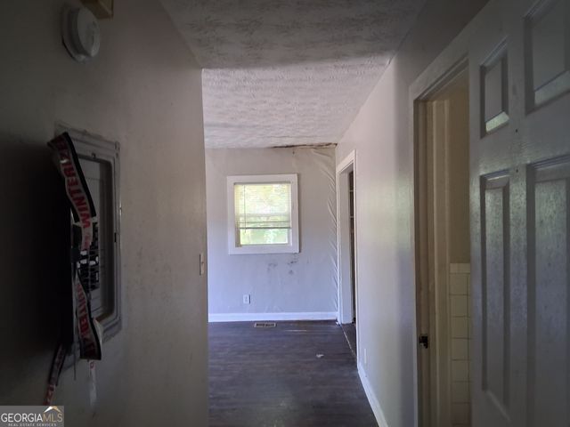 2835 Burton Road NW, Atlanta, GA 30311