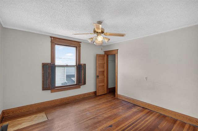 1024 Pennsylvania Avenue, Des Moines, IA 50316