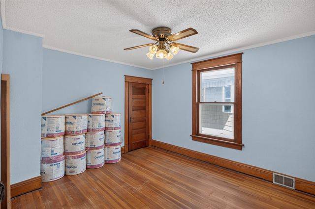 1024 Pennsylvania Avenue, Des Moines, IA 50316