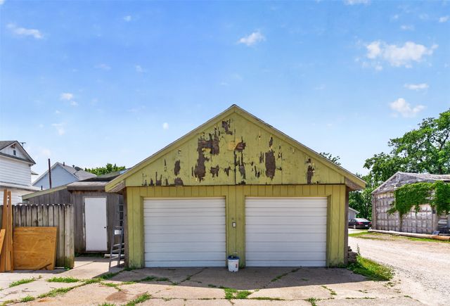 1024 Pennsylvania Avenue, Des Moines, IA 50316