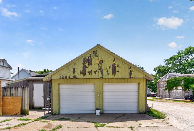 1024 Pennsylvania Avenue, Des Moines, IA 50316
