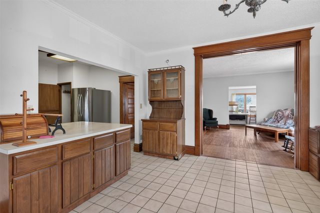 1024 Pennsylvania Avenue, Des Moines, IA 50316