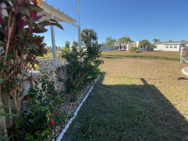 2100 KINGS HIGHWAY 288, Port Charlotte, FL 33980