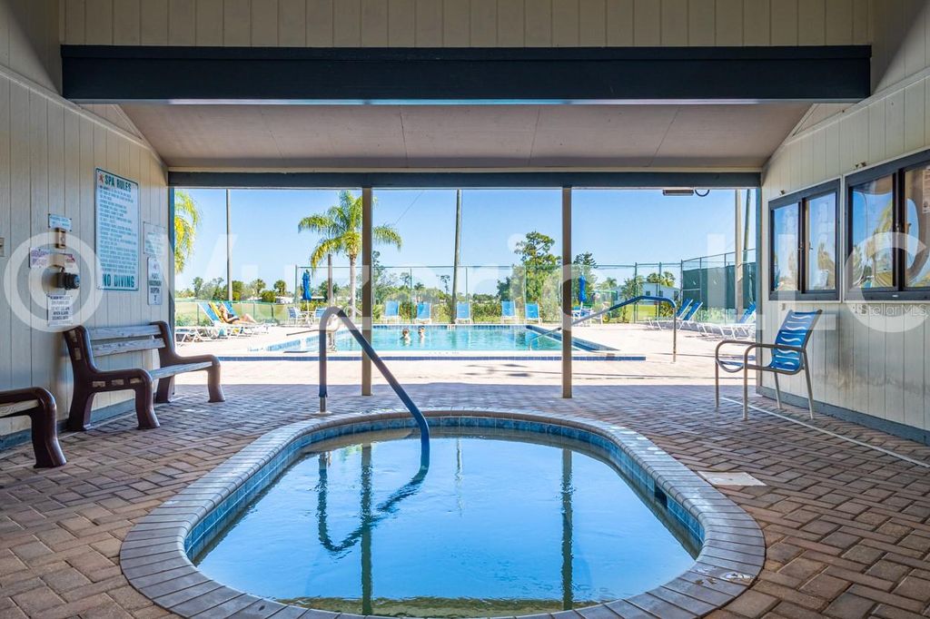 Image 26 of property listing at 2100 KINGS HIGHWAY 288, Port Charlotte, FL 33980