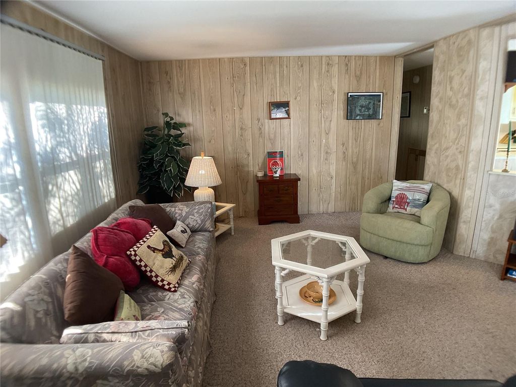 Image 4 of property listing at 2100 KINGS HIGHWAY 288, Port Charlotte, FL 33980