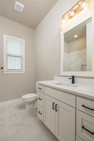 2942 N Old Wire Road, Fayetteville, AR 72703