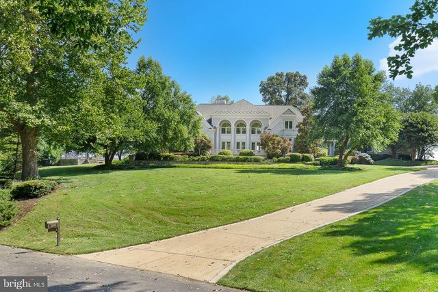 11195 GUNSTON, Lorton, VA 22079