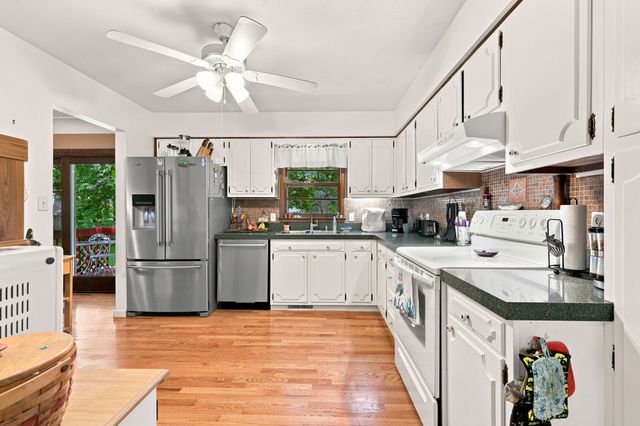 6505 Lincoln Avenue, Windsor Heights, IA 50324