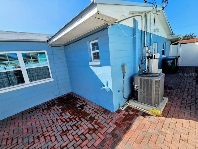 11347 70TH TERRACE, Seminole, FL 33772