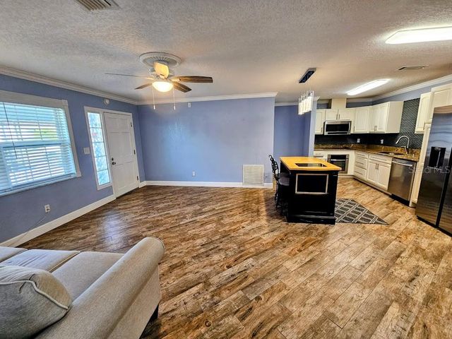 11347 70TH TERRACE, Seminole, FL 33772