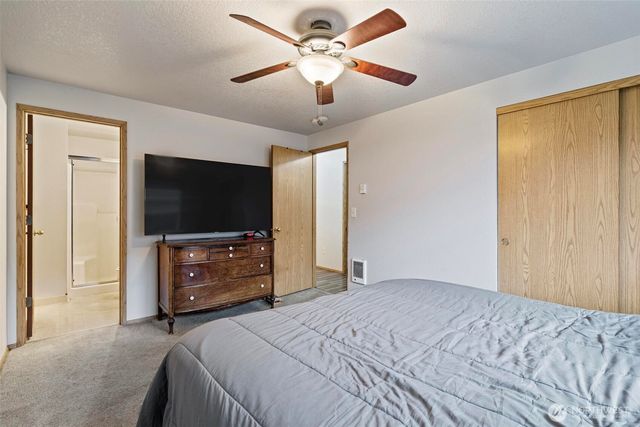 106 Rose Marie Drive, Chehalis, WA 98532