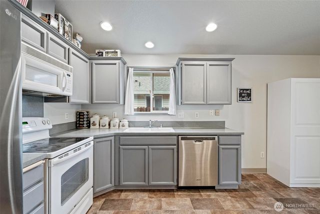 106 Rose Marie Drive, Chehalis, WA 98532