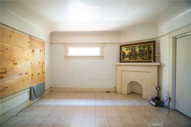 1619 S St Andrews Place, Los Angeles, CA 90019