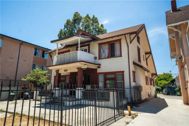 1619 S St Andrews Place, Los Angeles, CA 90019