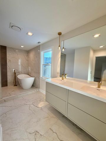 830 Deerfield Road, Highland Park, IL 60035