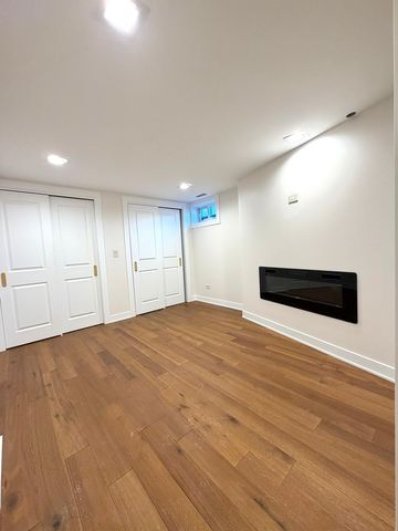 830 Deerfield Road, Highland Park, IL 60035