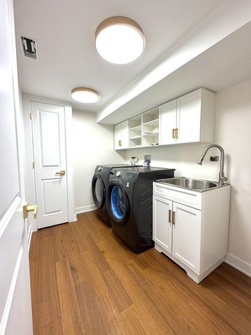 830 Deerfield Road, Highland Park, IL 60035