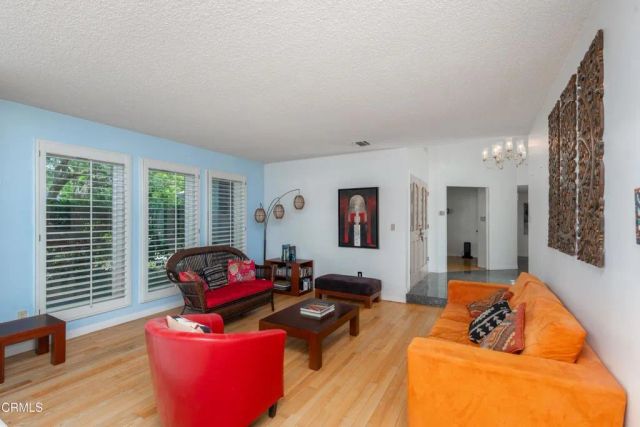 9501 Greenhaven Court, Bakersfield, CA 93311