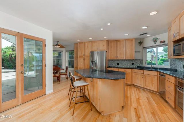 9501 Greenhaven Court, Bakersfield, CA 93311