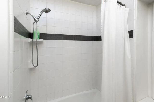 9501 Greenhaven Court, Bakersfield, CA 93311