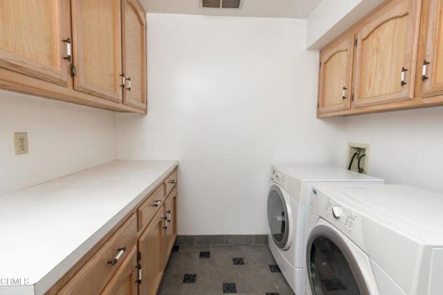 9501 Greenhaven Court, Bakersfield, CA 93311