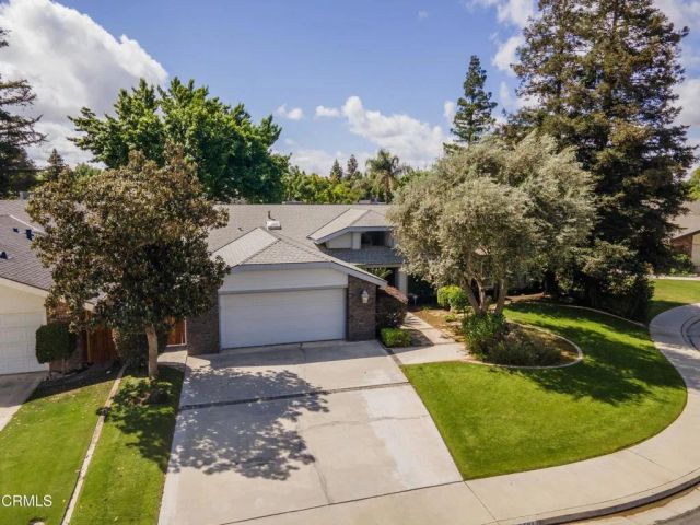 9501 Greenhaven Court, Bakersfield, CA 93311