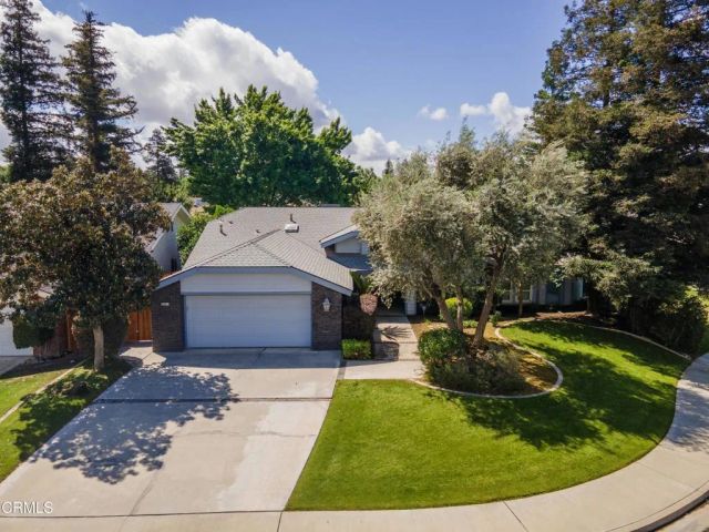 9501 Greenhaven Court, Bakersfield, CA 93311