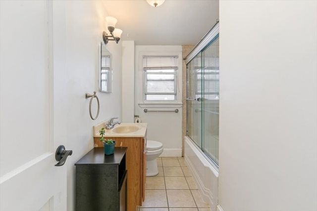 325 E Haverhill St, Lawrence, MA 01841