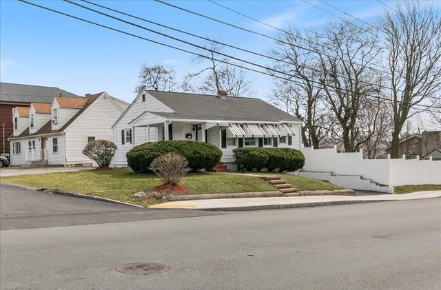 325 E Haverhill St, Lawrence, MA 01841