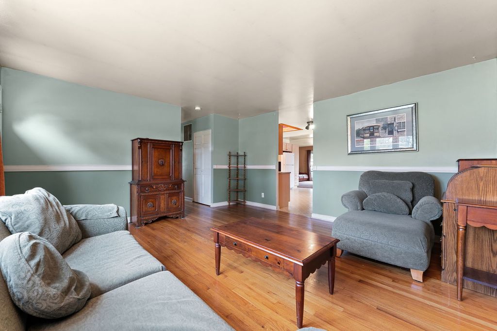 135 Laura Lane, Thornton, IL 60476 — photo 5