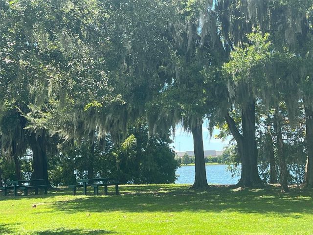 304 BEACON HARBOUR LOOP, Bradenton, FL 34212