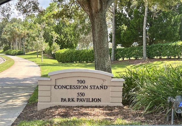 304 BEACON HARBOUR LOOP, Bradenton, FL 34212