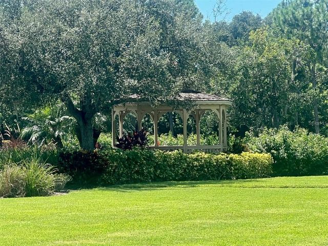 304 BEACON HARBOUR LOOP, Bradenton, FL 34212
