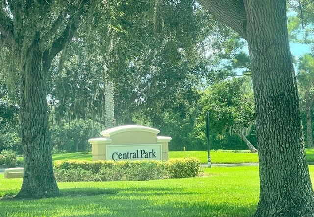 304 BEACON HARBOUR LOOP, Bradenton, FL 34212