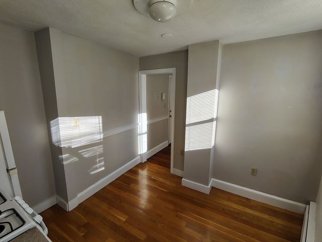 260 Washington St 23, Salem, MA 01970