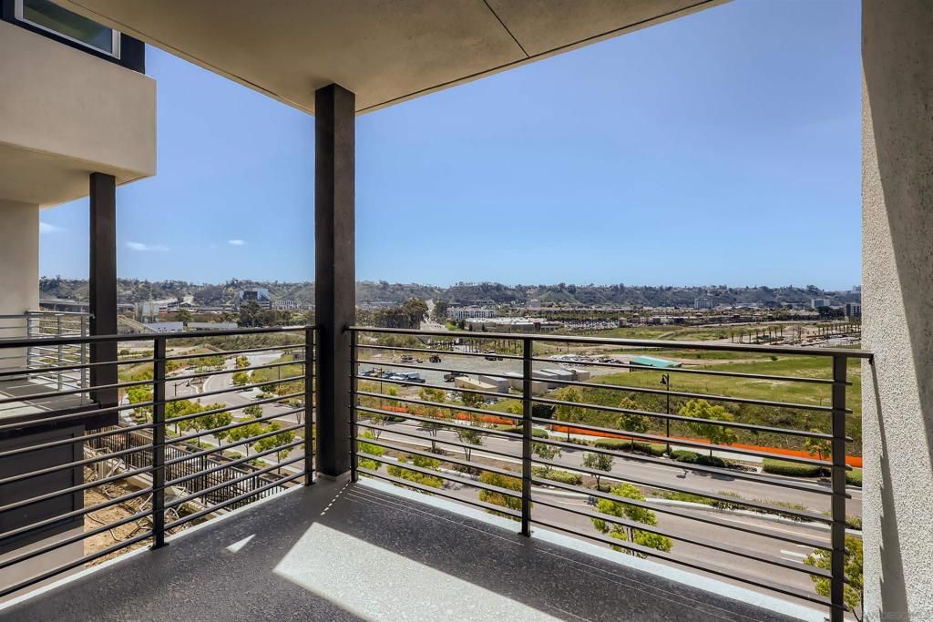Image 2 of property listing at 3051 Marquee Way, San Diego, CA 92108